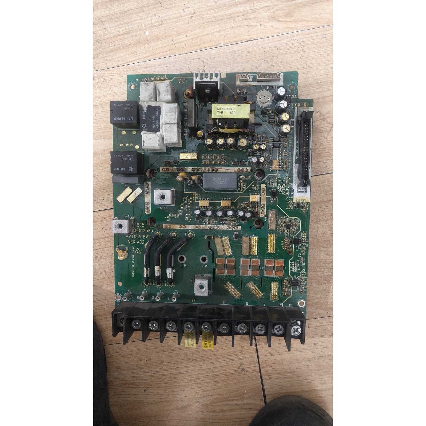 议价出闲置汇川变频器驱动板带模块型号MVT183GBM1维修