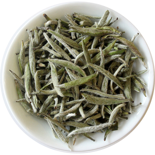 枞言丨白茶 2025年福鼎市白毫银针 磻溪日晒头采高山春茶 .茶范子