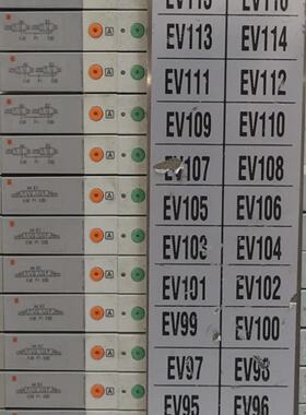 SMC SS5V1-DUU00428 15 端口气动歧管 AMAT 0190-51632 可正常工