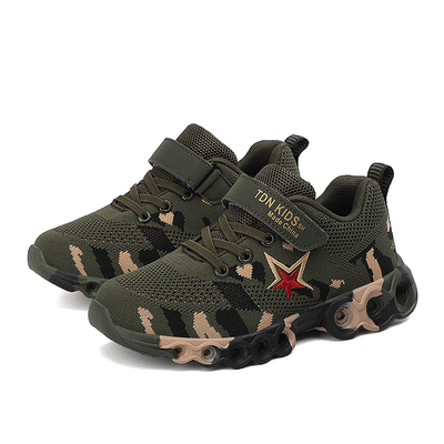 兵童勇士飞织迷彩鞋儿童透气