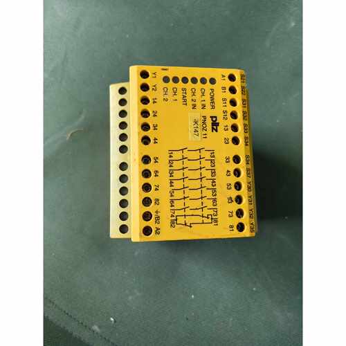 全新774086皮尔兹安全继电器 PNOZ11 230VAC议价