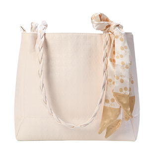 芙利卡高级感洋气大容量2025新款潮流时尚通勤单肩春夏腋下丝巾包