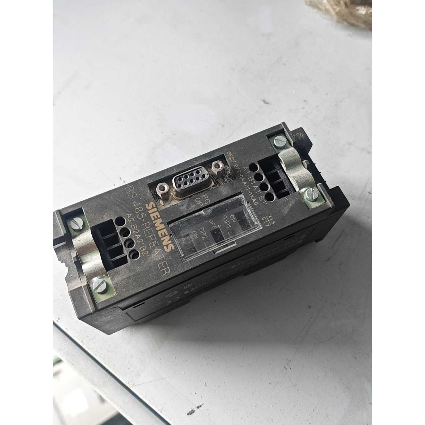 议价西门子6ES7 972-0AA01-0XA0中继器一台二手拆