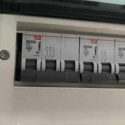 〔议价-可维修〕全新正品LS产电BK63N小型断路器C型3P空气开关一