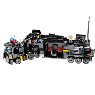 军事特警指挥卡车拼装积木八合一警察系列人仔男孩益智玩具5-10岁