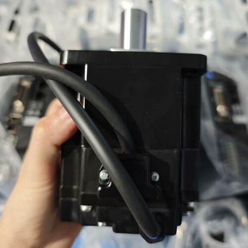 议价Fuji Servo Driver Ryh751f6-Vv2 750W High Power Original