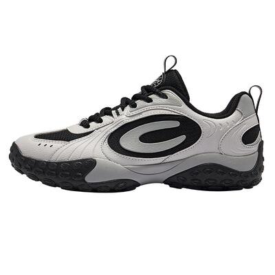 鸿星尔克闪月女鞋运动鞋