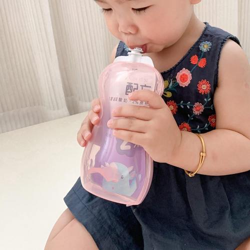 防挤压水果泥盒宝宝喝酸奶辅助袋喂食神器婴幼儿吸牛奶盒儿童餐具