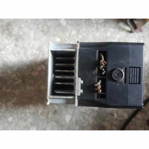 议价日业变频器CM530H4TR76GB.原拆机剪线功能包好维修