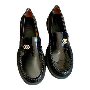 InkingPot彭姐 小香风亮面金扣粗跟厚底乐福鞋女圆头小皮鞋2025年