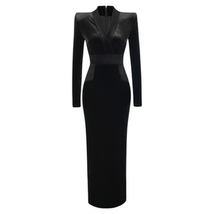 【尤克菲儿】原创设计丝绒修身气质包臀裙轻奢时尚V领黑色连衣裙