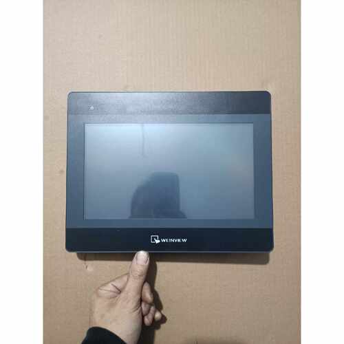 询价威纶通10寸触摸屏，型号MT8102iP，成色95新，装机无