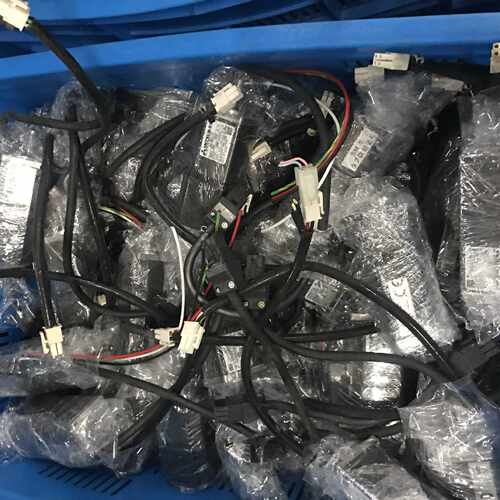 议价三菱电机。HC-MFS13.HC-MFS13B.HC-MF13.HC-MF13B.HC-MFS13K.