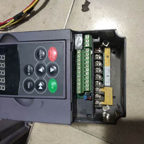 【询价】易驱M200-4T0022VERLMOO-16C,380-2适用