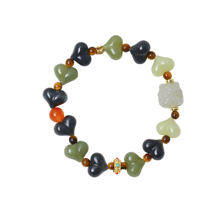 天然和田玉新疆黄口搭配青花料爱心原创手链女款玉石屁桃手串饰品