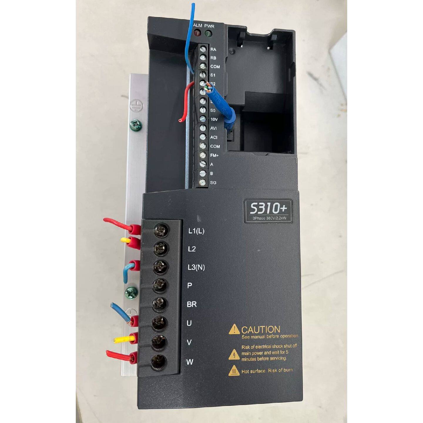 〔议价-可维修〕变频器 S310-403-H3BC H3BC