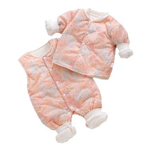 新生婴儿超洋气背带裤套装外出加绒宝宝夹棉衣服加厚分体棉服冬装
