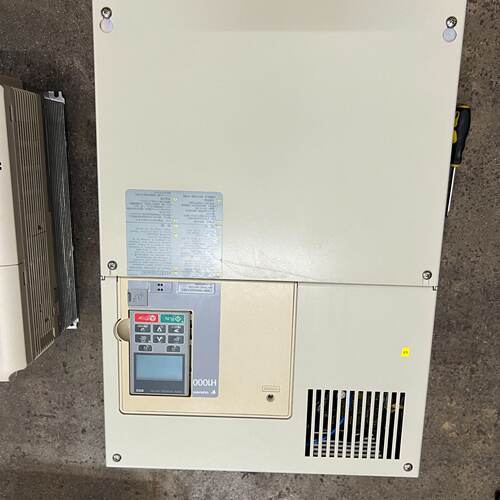 安川H1000变频器37KW，HB4A0091ABC，实物拍