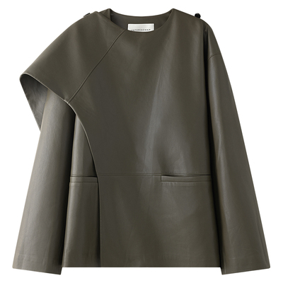 VIKTORIACHAN25/26秋冬成衣系列新品 一体围巾搭片式休闲皮衣外套