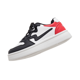 环球黑红闪电板鞋女2026春季新款vibe风百搭厚底休闲配阔腿裤鞋子