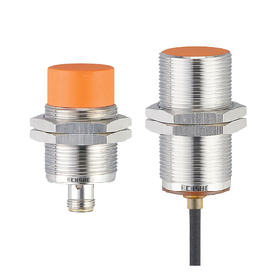 ZCHSHE接近开关IIS238 240 226 228 234 IIM210 IIT212 218传感器