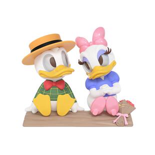 52TOYS迪士尼唐老鸭与黛丝在一起鸭纪念日吊卡潮玩手办摆件礼物
