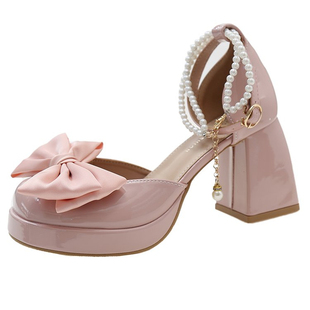 玛丽珍高跟鞋配裙子粗跟防水台白色婚鞋法式小皮鞋珍珠蝴蝶结单鞋