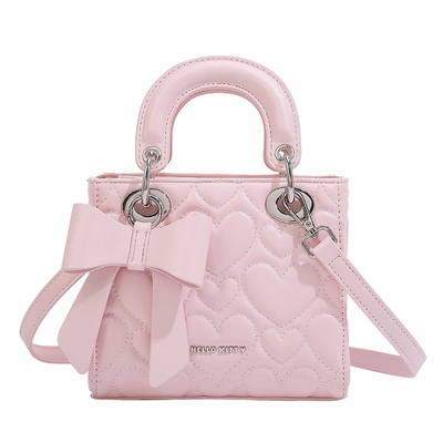 HelloKitty爱心蝴蝶结小众戴妃包