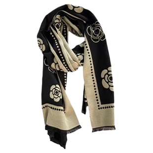 黑白山茶花围巾女秋冬季加厚保暖外搭氛围感气质披肩两用韩系百搭