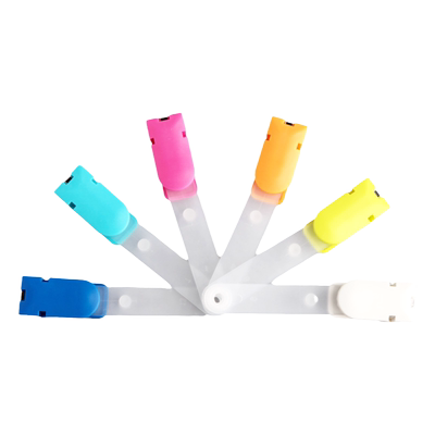 UHOO优和6702夹扣翻盖塑料夹子胸卡证件夹卡套厂牌夹员工胸牌夹定制