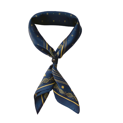 缎面男款衬衣领口方巾丝巾送皮扣