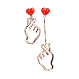 比心手势红心纯银耳环女韩国甜美可爱妹子超萌耳钉不对称长款耳坠