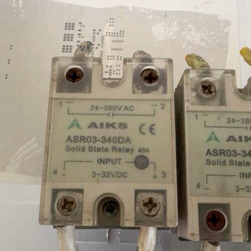 溢价-AIKS固态继电器，型号ASR03-340DA，件，实物