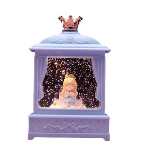 飘雪城堡女孩玻璃水晶球音乐盒