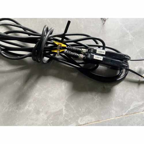光纤传感器FSN11CP两个成色9成新功