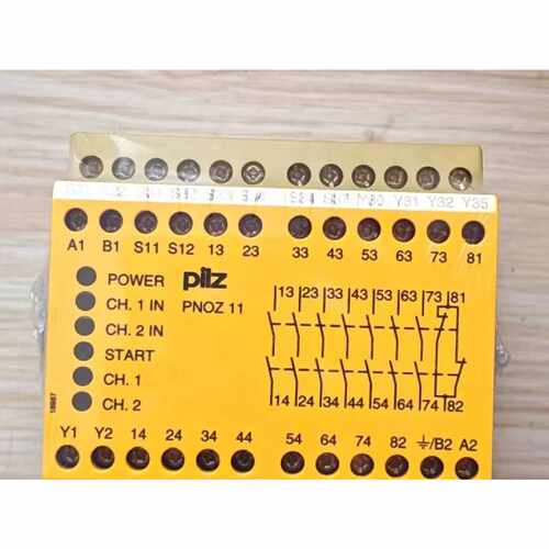 议价pilz皮尔兹安全继电器PNOZ 11  774086 全新现货