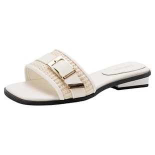 达芙妮拖鞋女外穿2026新款夏季海边度假一字拖法式不累脚小凉拖鞋