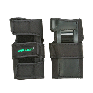 滑板轮滑护手护腕手掌儿童护具男女陆冲保护手腕防摔手套护掌防护