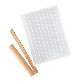 雪花酥模具太妃糖牛轧糖工具套装家用烘焙牛扎盘活底硅胶垫不粘