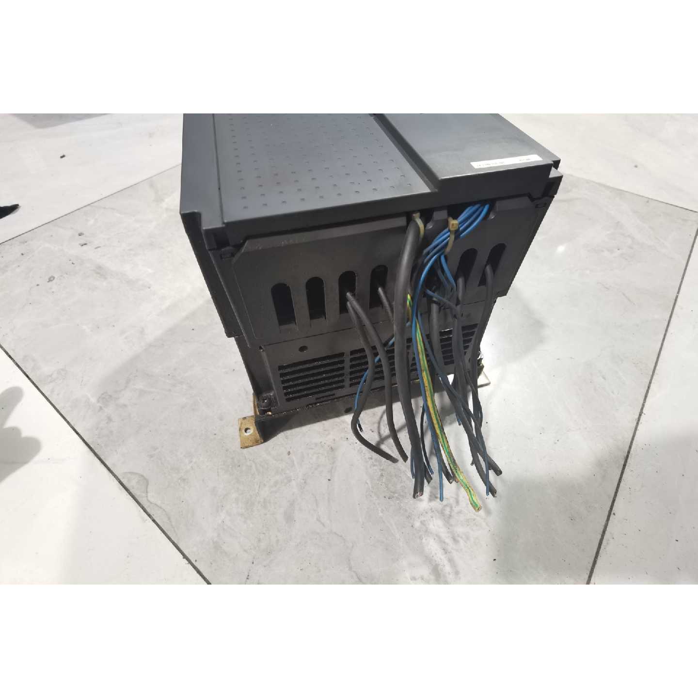 议价三菱E740变频器FR-E740-11K-CHT