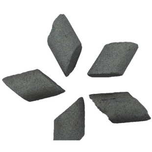 粗磨棕刚玉正斜三角磨料抛光研磨石去毛刺倒角飞边除锈抛光磨料