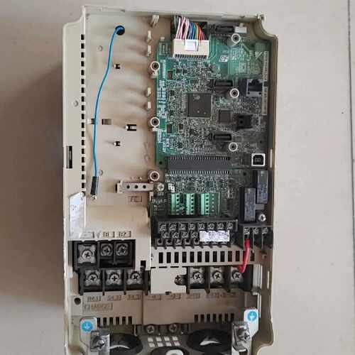 【议价-可维修】  YASKAWA 变频器 CIMR-4A0031FAA 15KW/11K /均