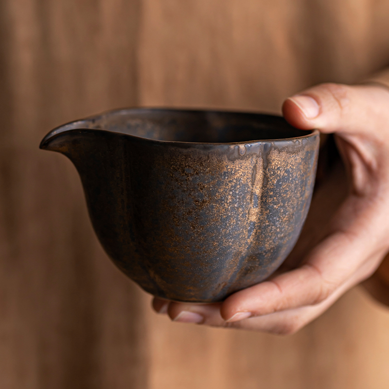 草木祠复古鎏金手工陶瓷公道杯茶海匀杯分茶器倒茶杯茶漏茶叶过滤