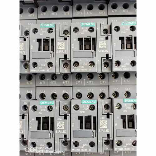 在线议价正品西门子直流接触器3RT6025--1BB40，拆机实物图