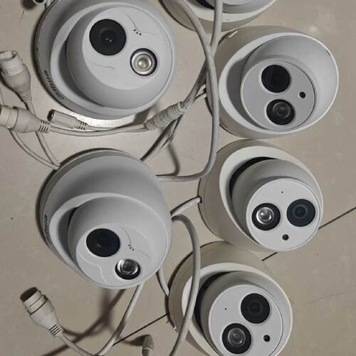 大华DH-IPC-HDW4300C二台，