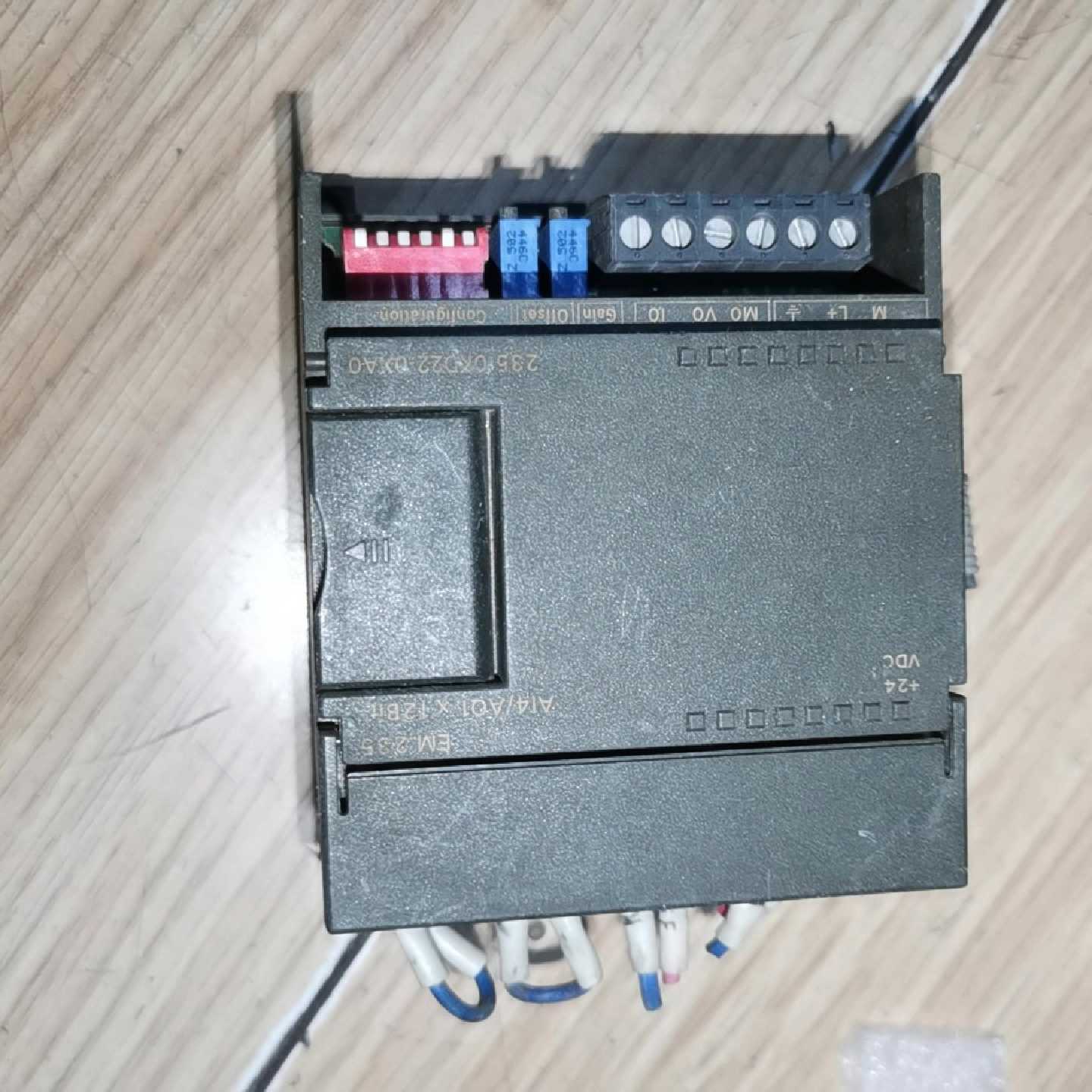 PLC EM235模块 235-0KD22-0XA0