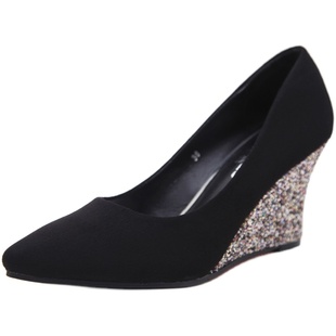 2025春季百搭新款大码高跟鞋女坡跟尖头气质黑色晚晚风不累脚单鞋