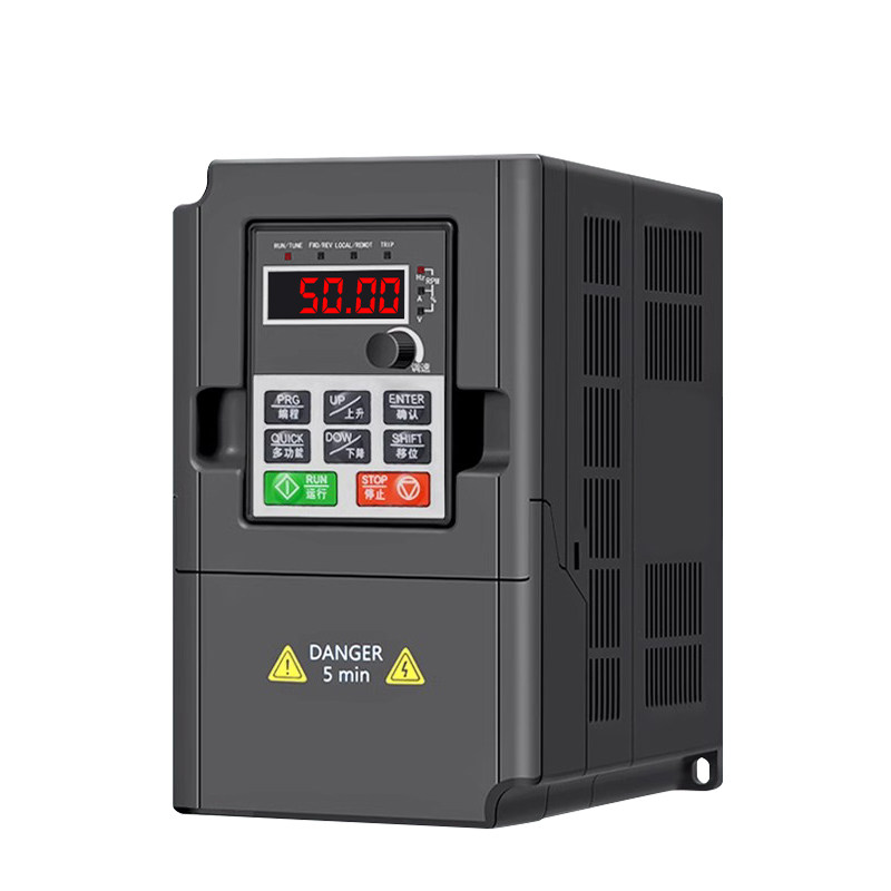 蓝腾三相变频器380V0.75/1.5/2.2/4KW单相220V风机水泵电机调速器
