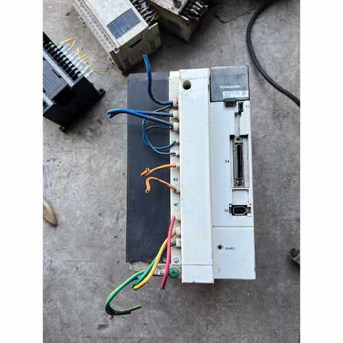 议价驱动器，MFDHTA390E，3KW，拆机成色如图，功能