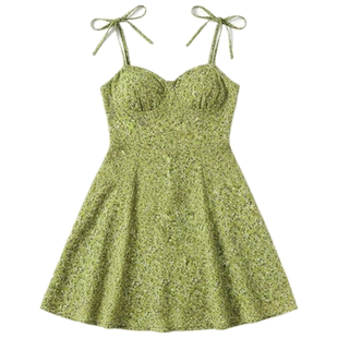 美式绿色短款裙子印花吊带碎花连衣裙女度假海边沙滩裙a字裙短裙